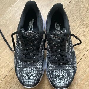 NWOT Saucony endorphin series Halloween Men’s size 8.5